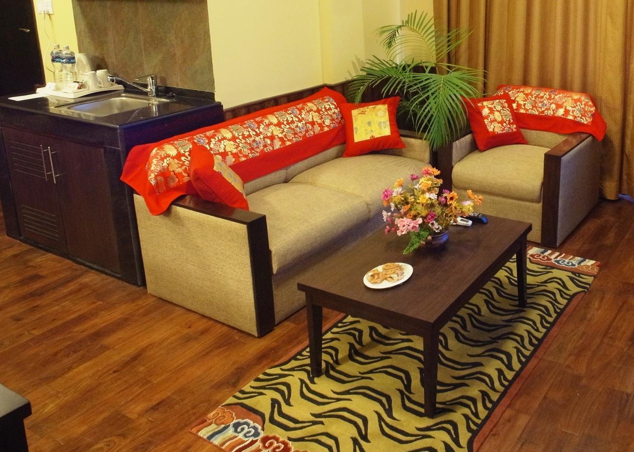 Hotel Tibet International Kathmandu Exterior photo