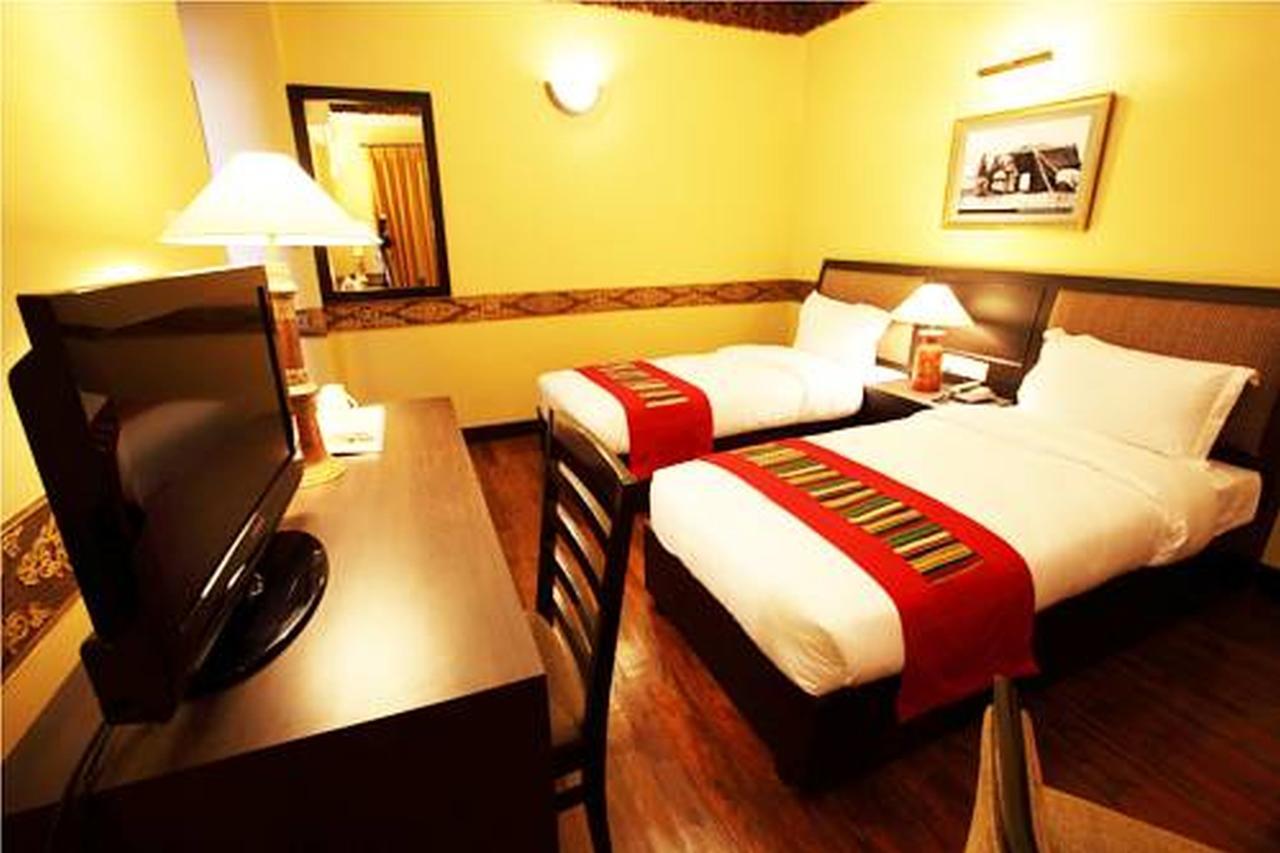 Hotel Tibet International Kathmandu Exterior photo