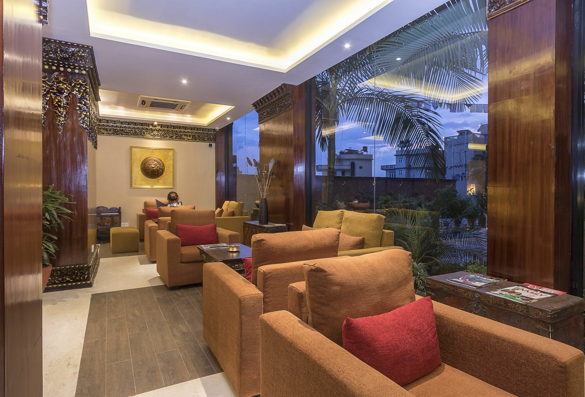 Hotel Tibet International Kathmandu Exterior photo